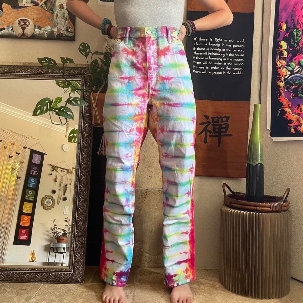 Hand-Dyed 514 Levi’s